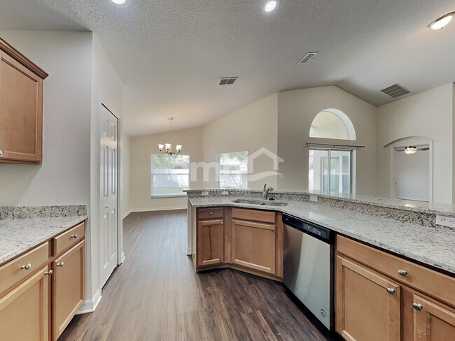 Foto del edificio - 1703 Boggy Oak Ln