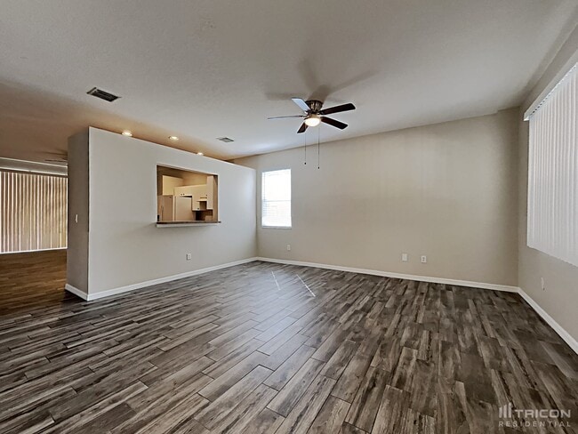 Foto del edificio - 6705 Cambridge Park Dr