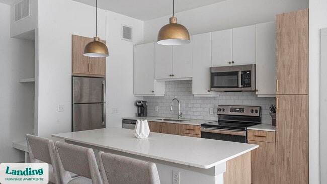 Building Photo - 600 Farm to Market 1626