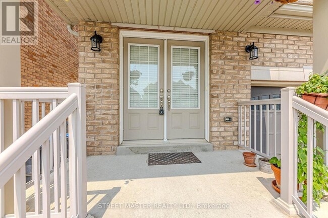 Building Photo - 53 Yardley Cres