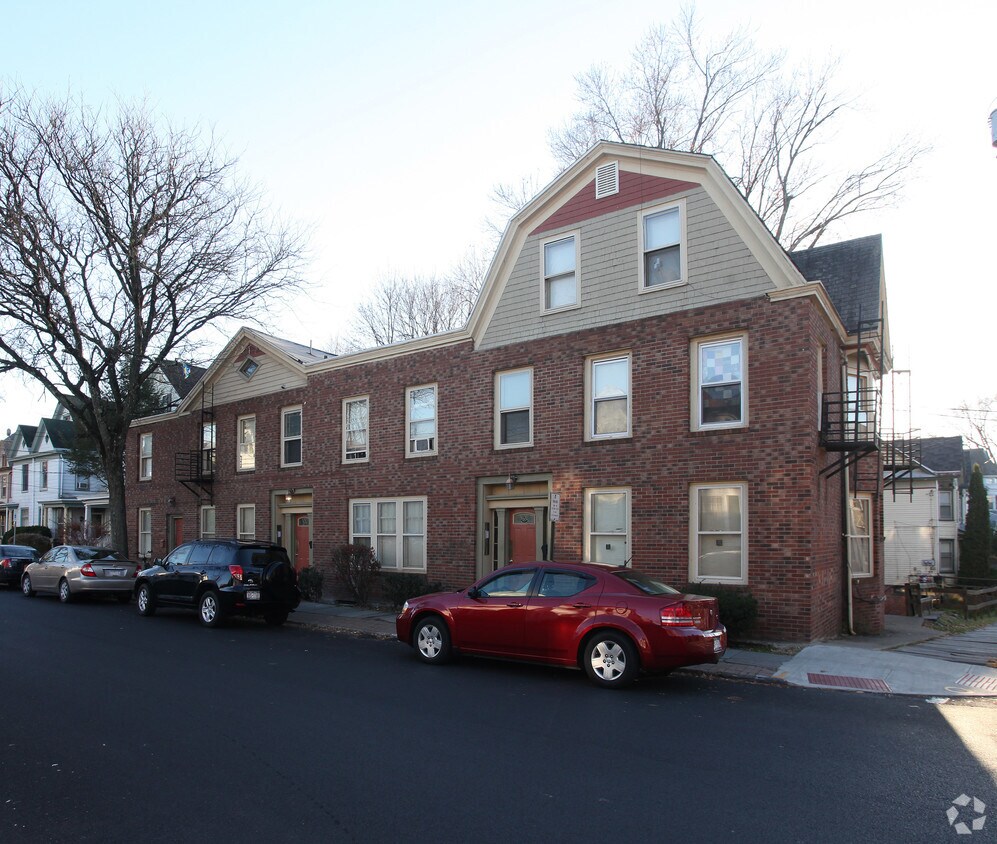 79 Green St, Kingston, NY 12401 Apartments in Kingston, NY