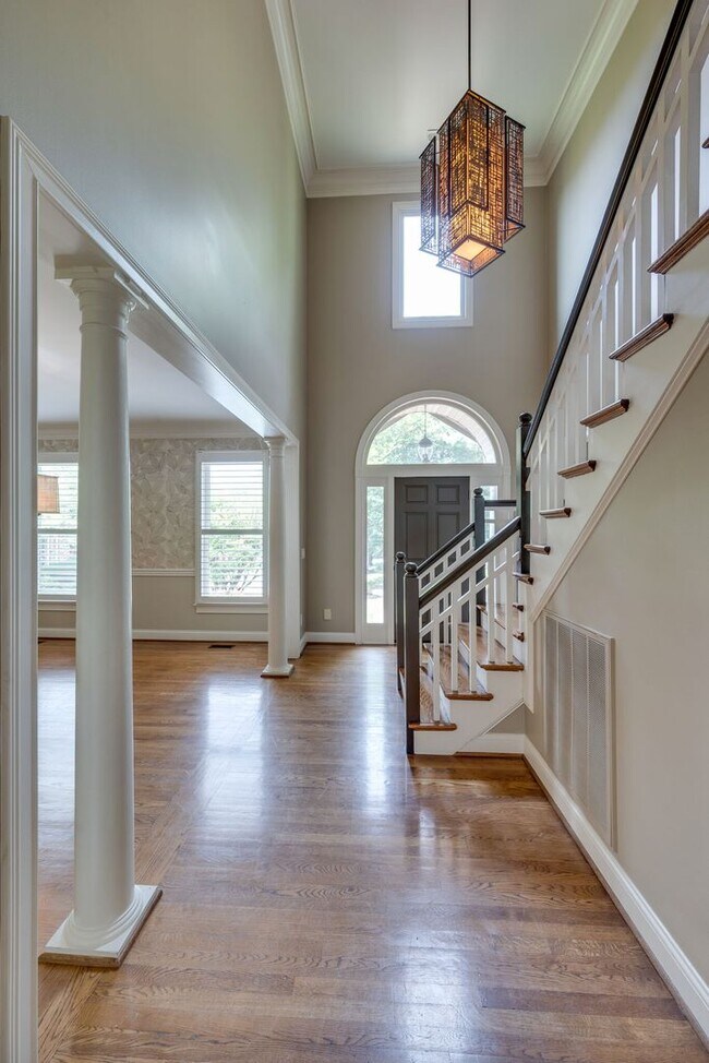 Building Photo - This fabulous 4BE/3.5BA & One of Whitworth...