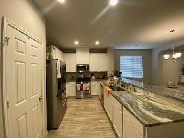 Foto del edificio - 953 Golden Willow Ln