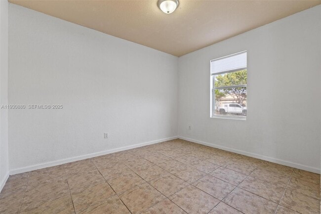 Building Photo - 3448 NE 1st St