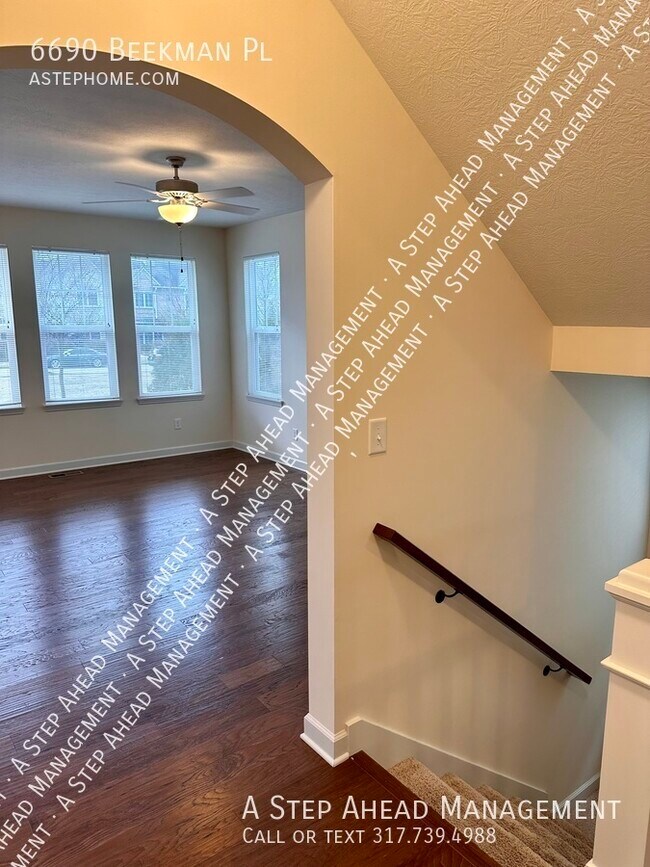 Foto del edificio - 6690 Beekman Pl-Amazing 4 Bedroom in Stone...