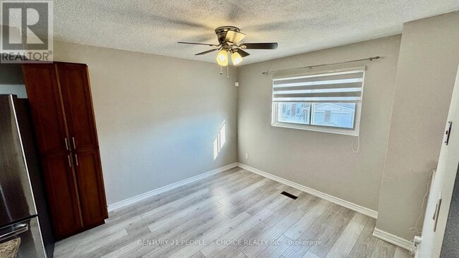 Building Photo - 16 Franklin Ct