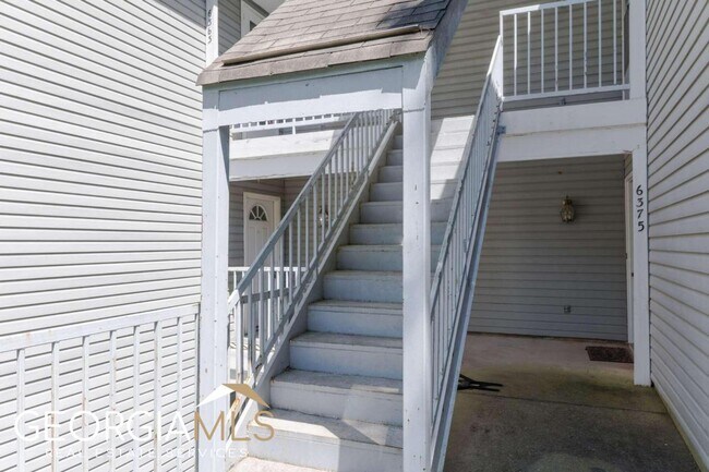 Building Photo - 6379 Wedgeview Ct