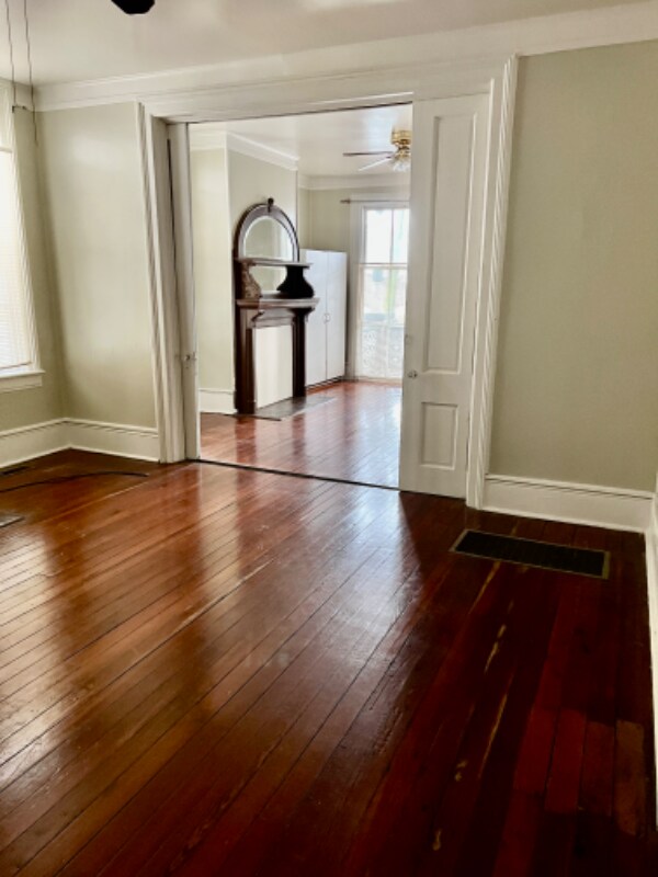 Foto del edificio - 316 W Duffy St