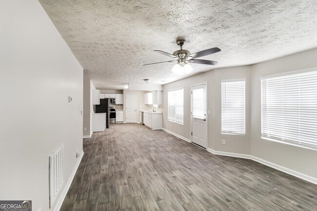 Building Photo - 6455 Alford Cir