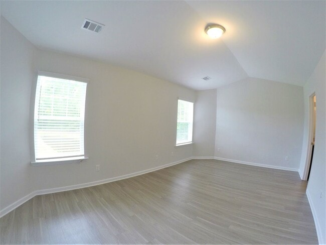 Foto del edificio - 13 Newport Square Ct