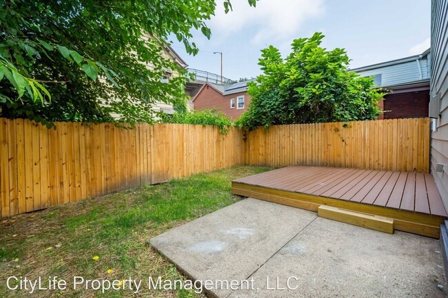 Building Photo - 2 br, 1 bath House - 207 Fleet St