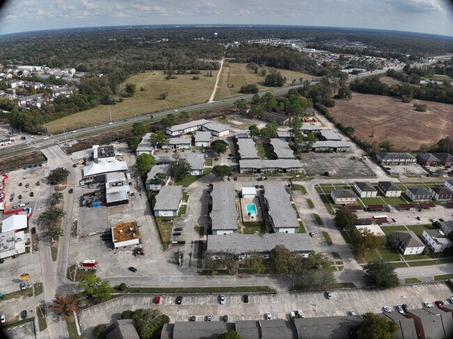 Exterior 3D - Tiger Den Apartments