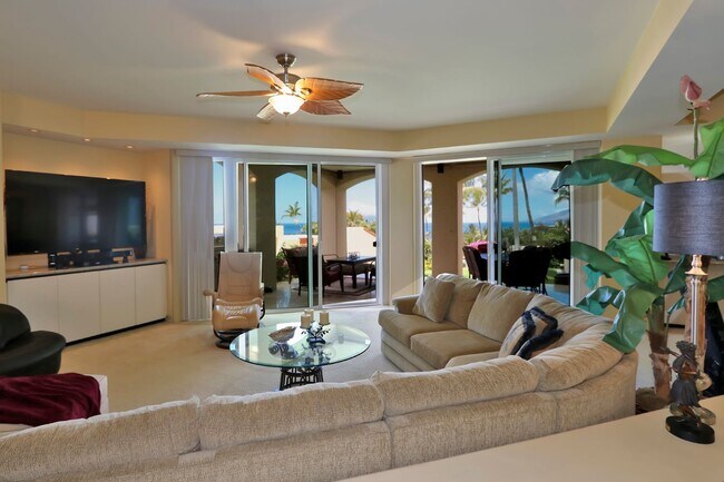 Foto del edificio - Furnished, 2 Bed/3 Bath Wailea Palms Residence Gated with Ocean Views