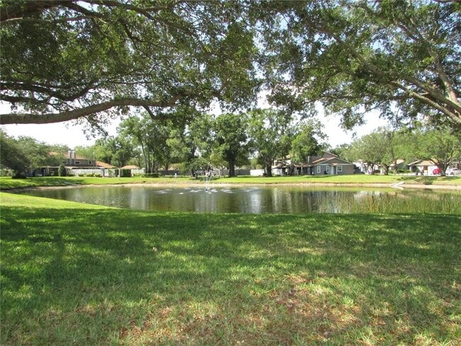 Building Photo - 10049 Lake Oak Cir