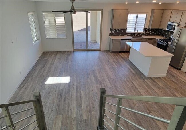 Foto del edificio - 11808 Pelican Butte Ave