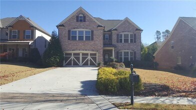 Building Photo - 3155 Stonecrest Dr