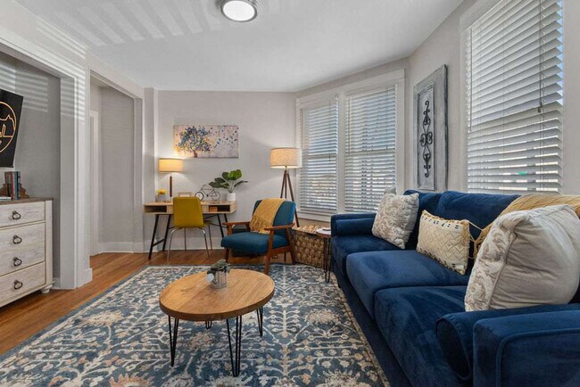 Foto del edificio - 2490 Main St