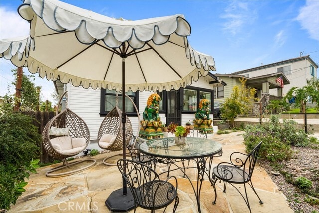 Foto del edificio - 3436 S Kerckhoff Ave