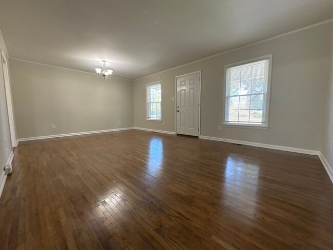 Building Photo - Fully Renovated 3-Bedroom Brick Home Near ...