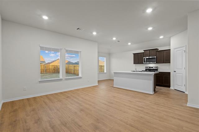 Foto del edificio - 612 Creek End Dr