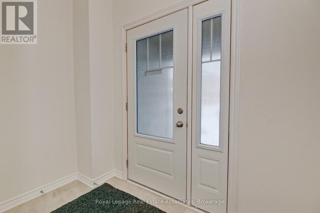 Building Photo - 121 Sapphire Wy