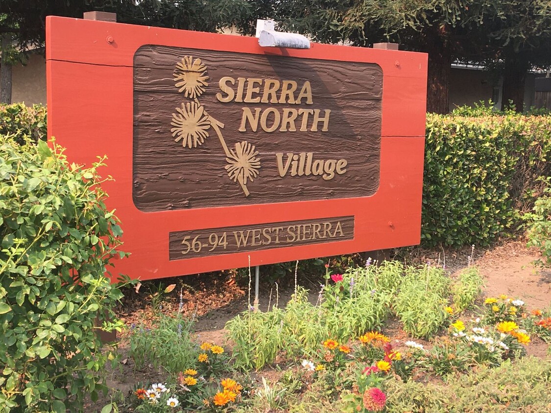 Foto principal - Nice condo located in the Sierra North Vil...