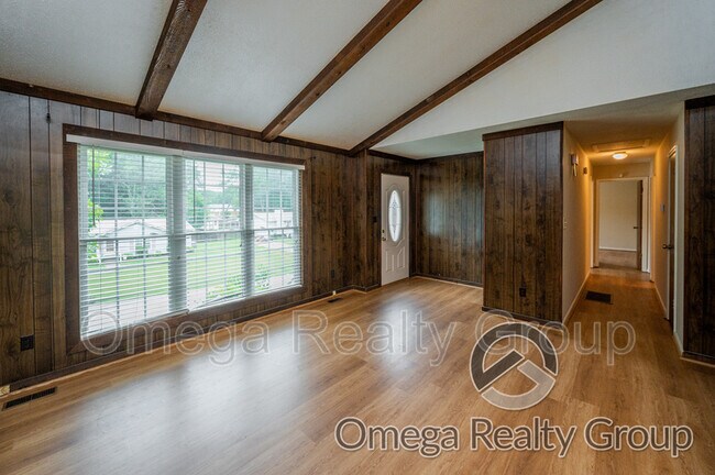 Foto del edificio - 5912 Northwood Dr