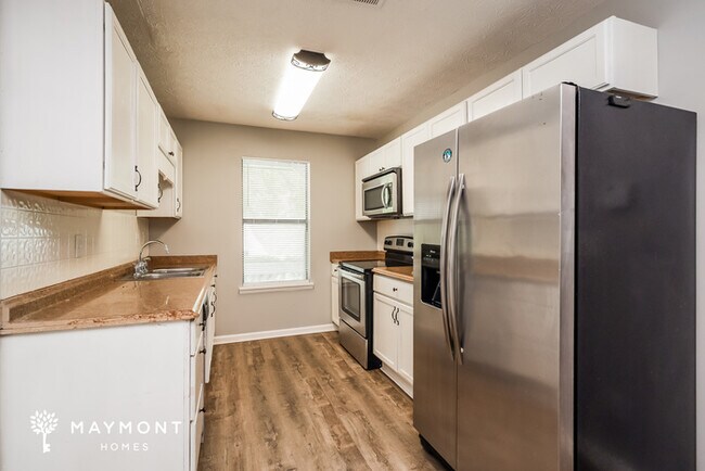 Foto del edificio - 10999 Highridge Ct