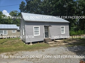 Building Photo - 129 Eisenhower St