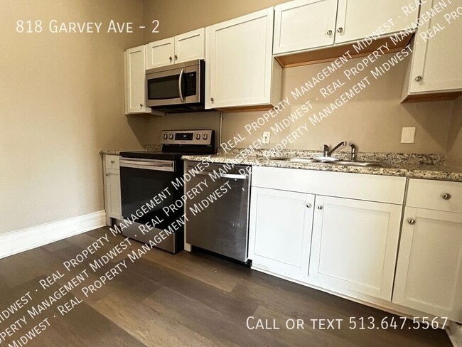 Building Photo - 818 Garvey Ave