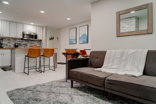 Photo - 697 E Mountain Rd Apartment