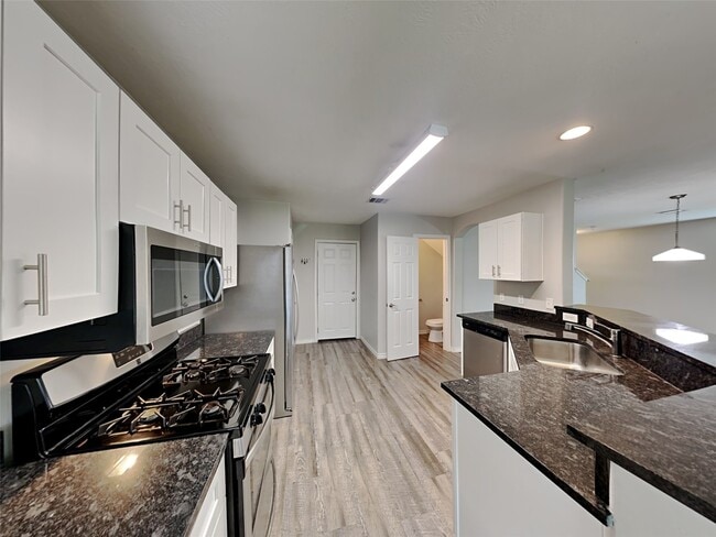 Foto del edificio - 13323 Ambrosa Dr