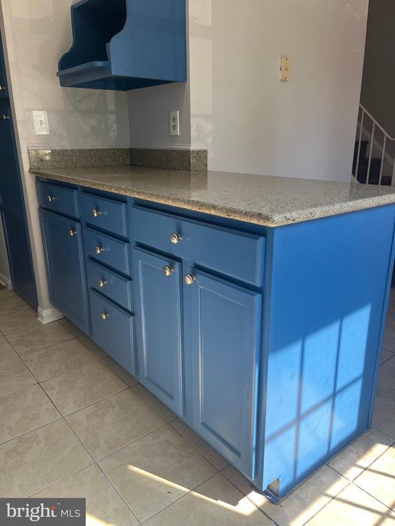Foto del edificio - 9140 Broken Oak Pl
