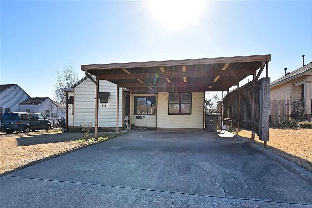 Foto principal - 1414 NW Arlington Ave