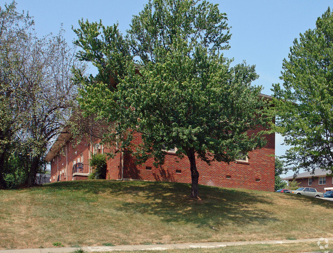 Building Photo - Pinewood Place