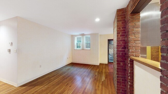 Foto del edificio - 84 Gainsborough St