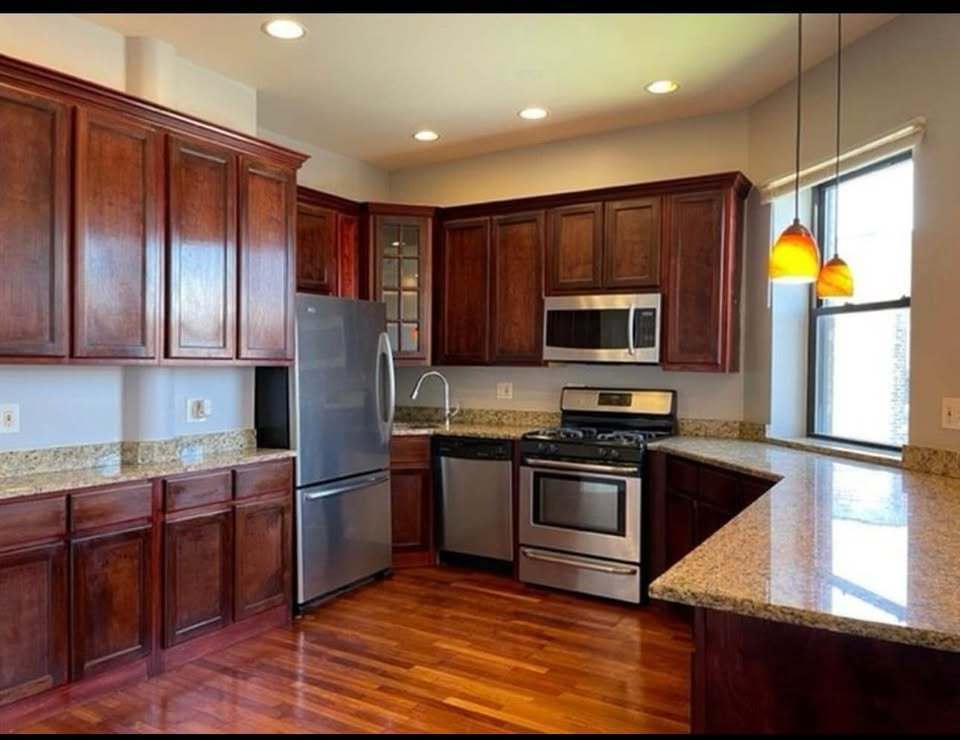 Foto principal - 1519 E Marquette Rd
