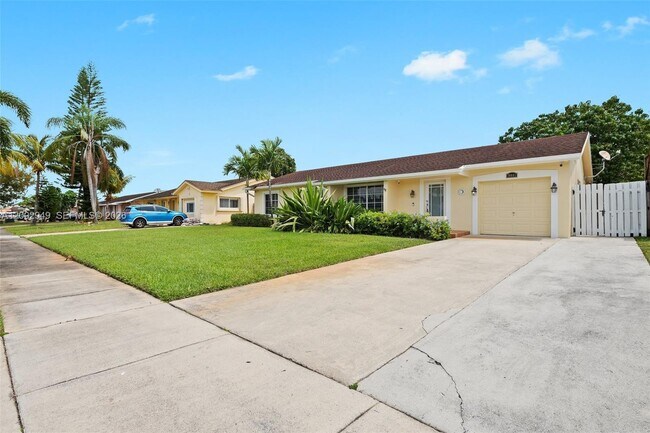 Foto del edificio - 20001 NW 62nd Ct