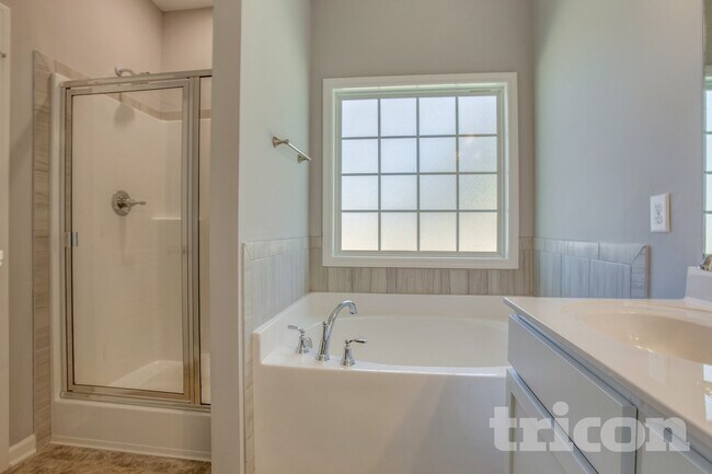 Foto del edificio - 738 W Coker Way