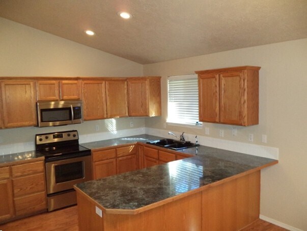 Foto del edificio - 2344 N Ayrshire Pl