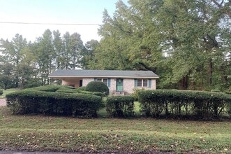 Building Photo - 956 Ross Rd