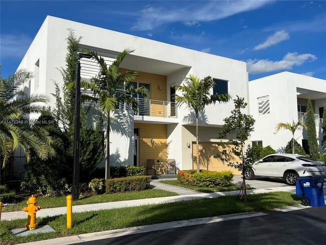 Building Photo - 10081 NW 75th Terrace