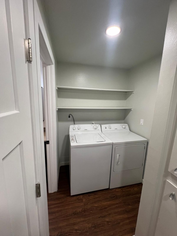 Photo - 2415-2417 E 20th St Apartment