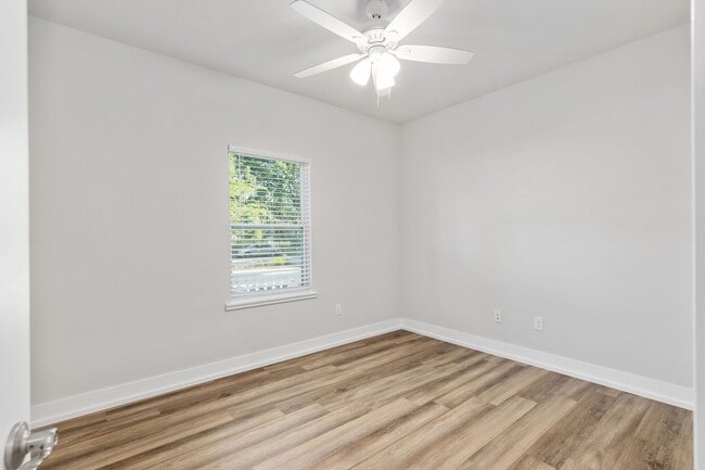 Building Photo - Spacious 3 Bedroom Home in Downtown Gainesville