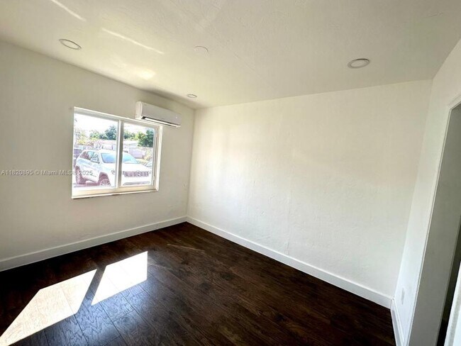 Foto del edificio - 2 bedroom in Miami FL 33162