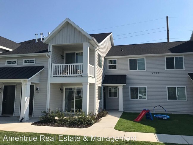 Building Photo - 3 br, 2 bath House - 2395 W 500 S #4