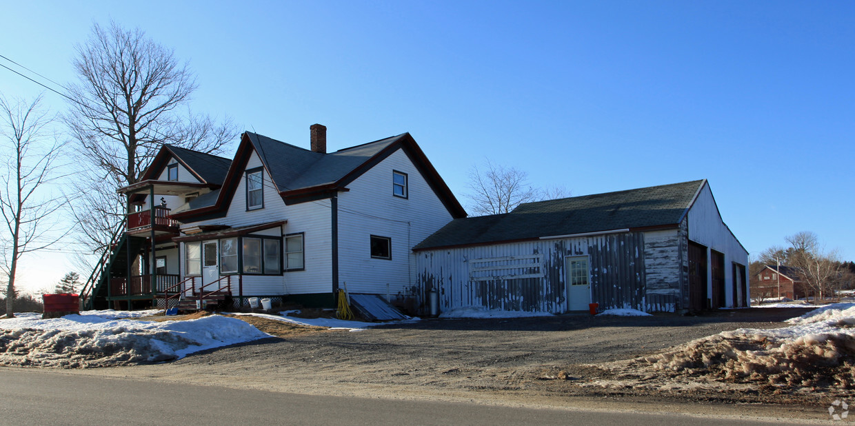 Building Photo - 30 W Main St