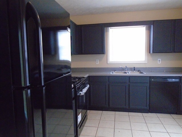 Building Photo - 105 Taylor Knoll Way
