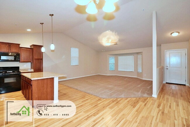 Foto del edificio - 2381 Yellow Finch Way