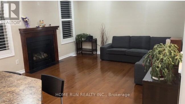 Photo du bâtiment - 403 Riverboat Heights